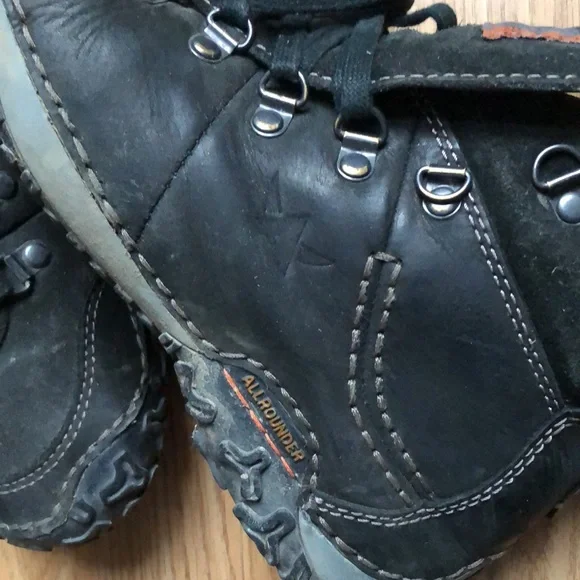 Mephisto Black Chukka Boots - Picture 7 of 8